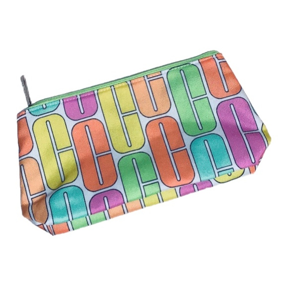 💚 (NWOT) Clinique Makeup Bag